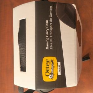 😄😄3for$30😄😄NWT Otter box Xbox carry case